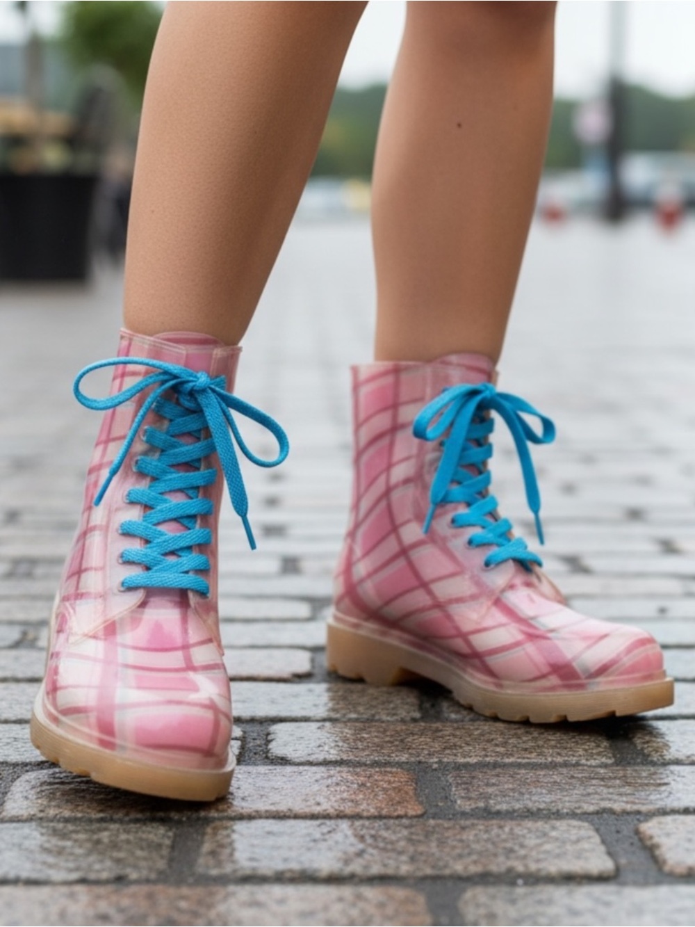 Bongo Pink Plaid Garden Rain Boots